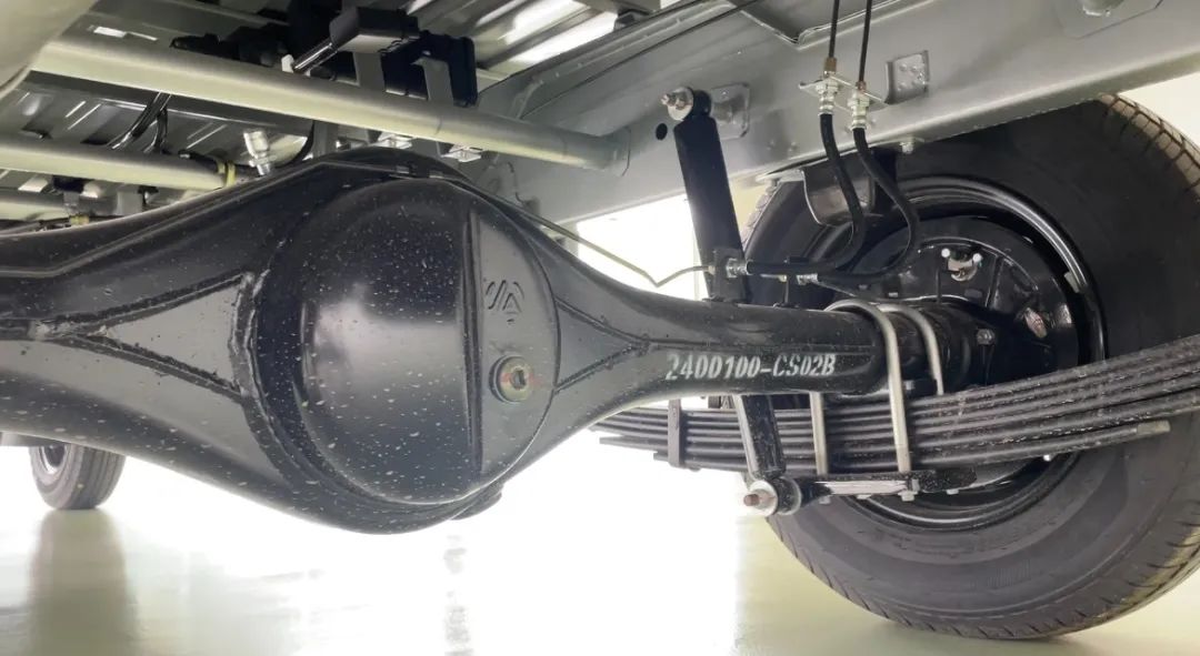 1713162272442729.jpg 斑马加长版两纵十横加厚钢梁.jpg